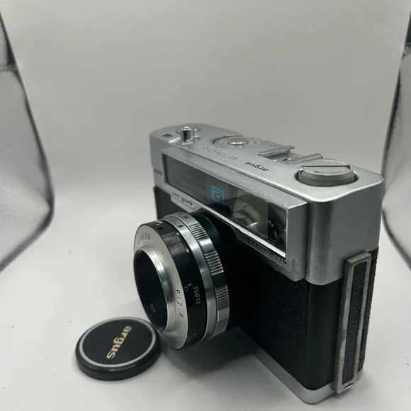 Vintage ARGUS Cintagon Automatic F: 2.8 45mm Film Shutter Sticks With Case